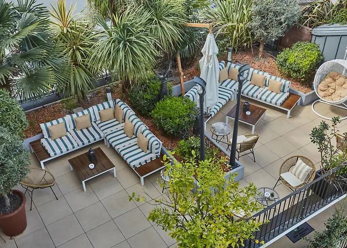 Jardins De Mademoiselle & Paris