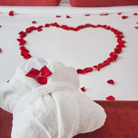 Hotel Jardins De Mademoiselle & 4*