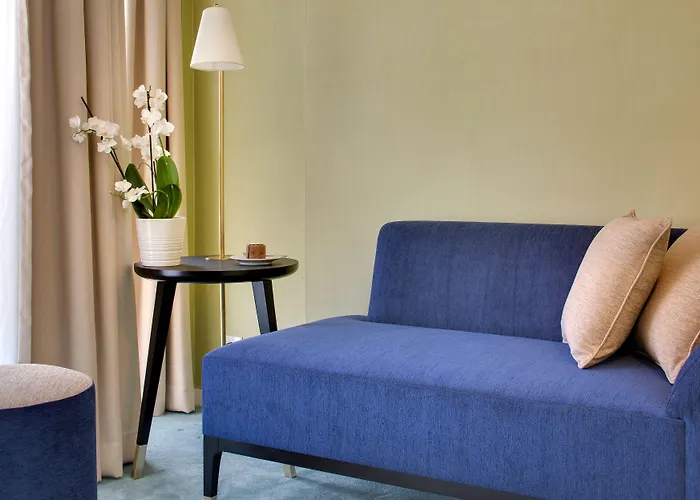 Hotel Jardins De Mademoiselle & 4*