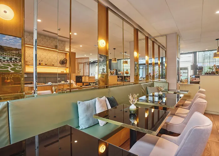 Jardins De Mademoiselle & Hotel Parigi