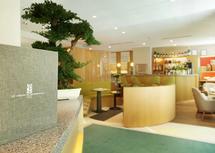 Jardins De Mademoiselle & Parigi