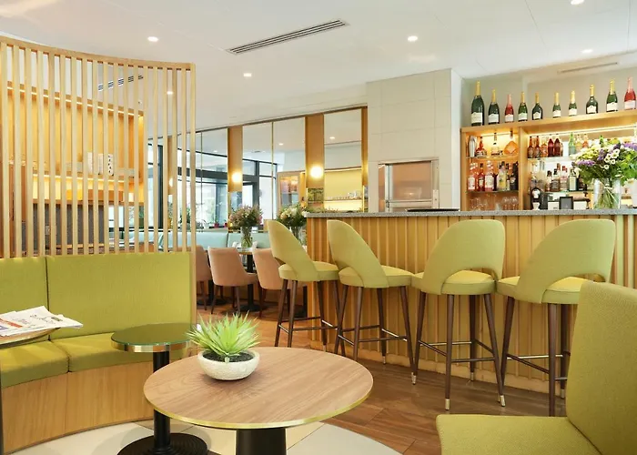 Jardins De Mademoiselle & Parigi