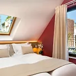 Jardins De Mademoiselle & Hotel
