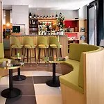 Hotel Jardins De Mademoiselle & 4*